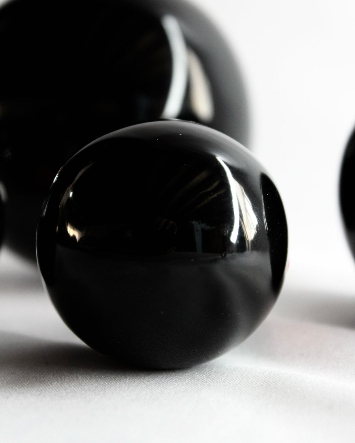 ESFERA OBSIDIANA NEGRA 5.5cm