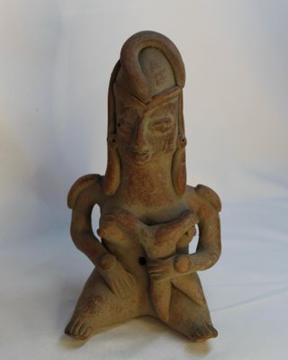 FIGURA DE MUJER  PREHISPANICA DE BARRO