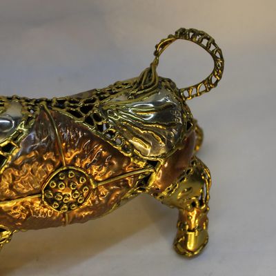 TORO COBRE CON  LATON