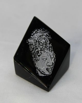 PISA PAPEL CHAC-MOL MAYA OBSIDIANA