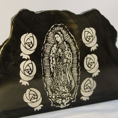 GRABADO VIRGEN DE GUADALUPE EN OBSIDIANA