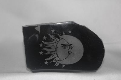 GRABADO SOL LUNA  EN OBSIDIANA