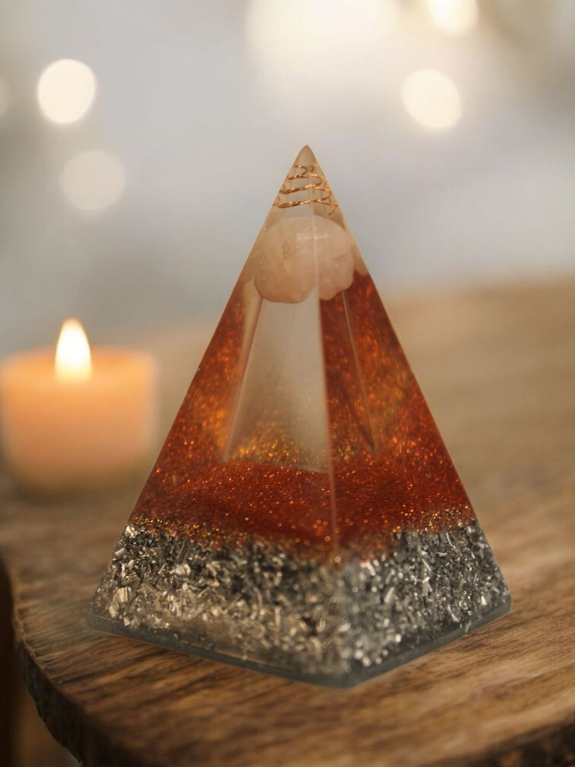 ORGONITA PIRAMIDE DE RESINA 7cm