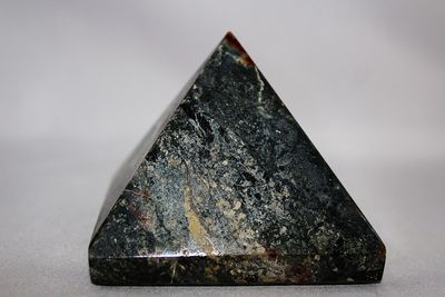 PIRAMIDE DE CALCEDONIA