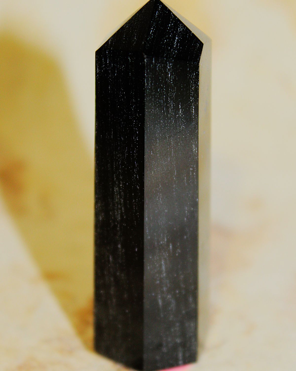 PUNTA OBSIDIANA PLATEADA 7cm