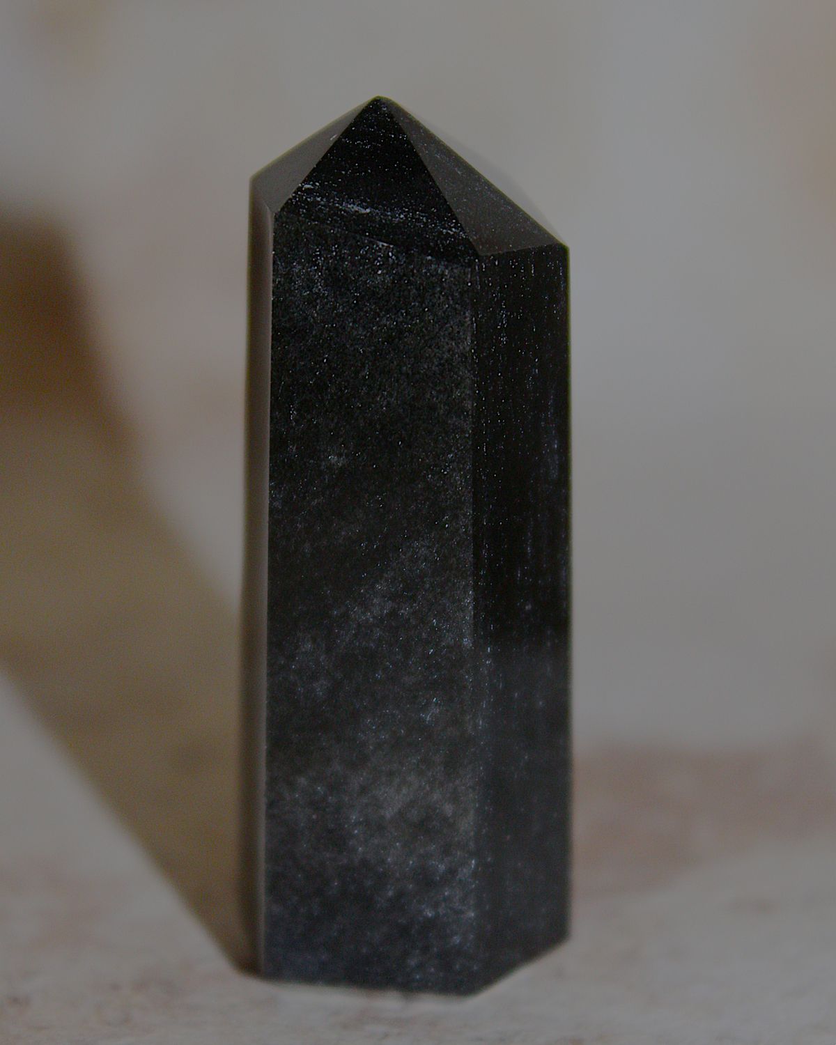 PUNTA OBSIDIANA PLATEADA 5.5cm