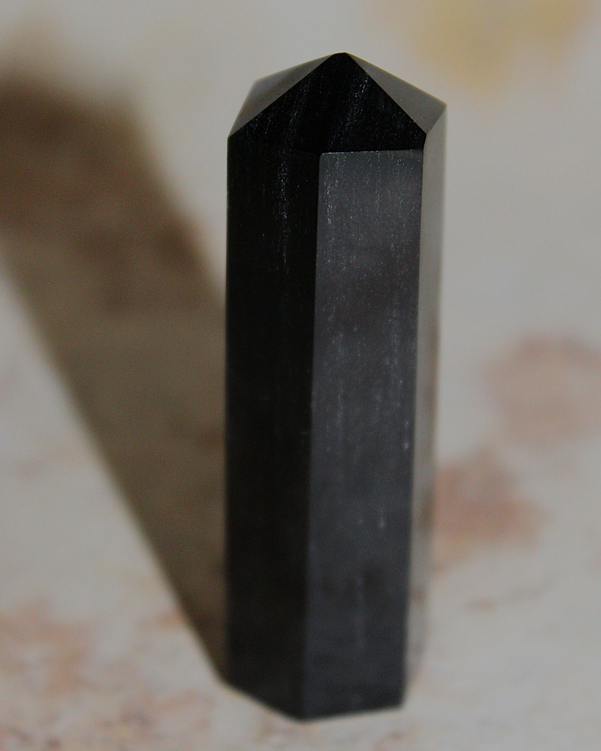 PUNTA OBSIDIANA PLATEADA 7cm