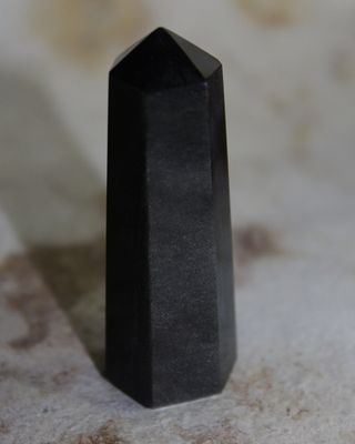 PUNTA OBSIDIANA PLATEADA 6.5cm