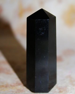 PUNTA OBSIDIANA NEGRA 6.5cm
