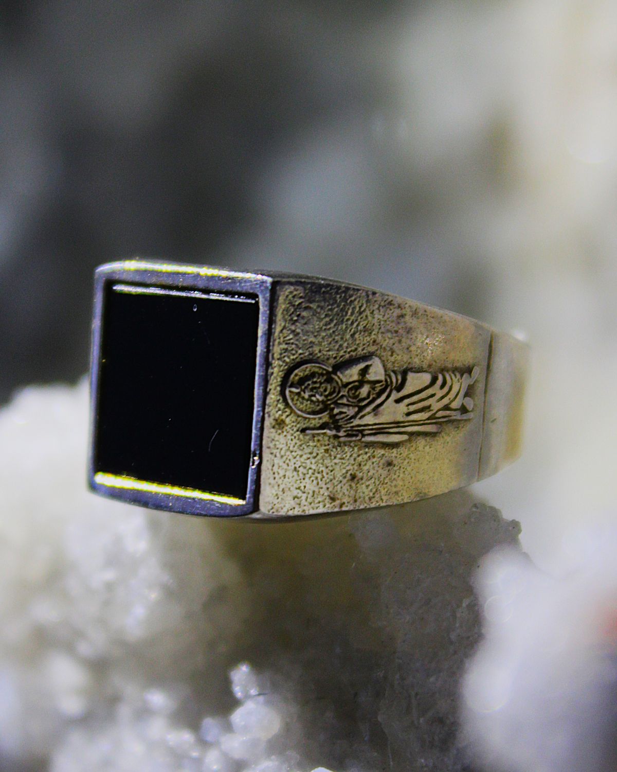 ANILLO DE PLATA CON OBSIDIANA