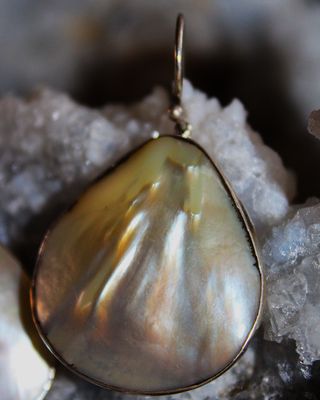 ARETES DE CONCHA DE ABULON