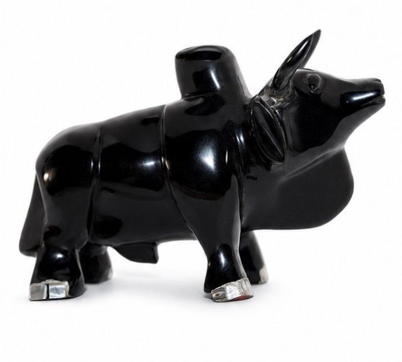 TORO CEBU DE OBSIDIANA