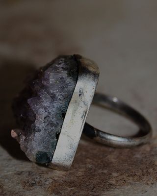 ANILLO DE CUARZO AMATISTA