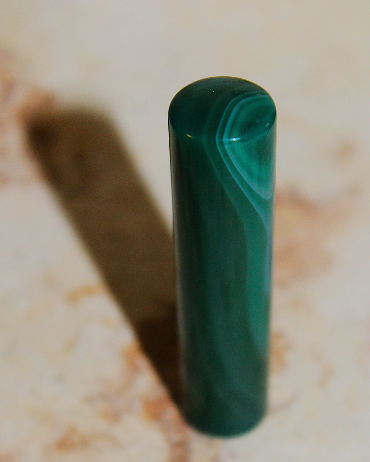 MASAJEADOR TUBULAR AGATA VERDE