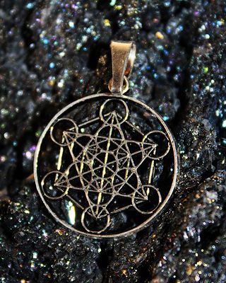 DIJE DE PLATA CUBO METATRON