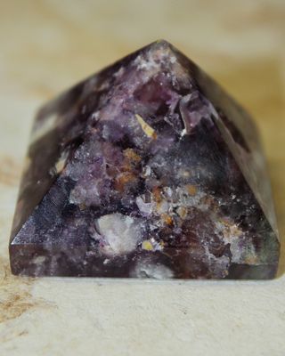 PIRAMIDE FLUORITA