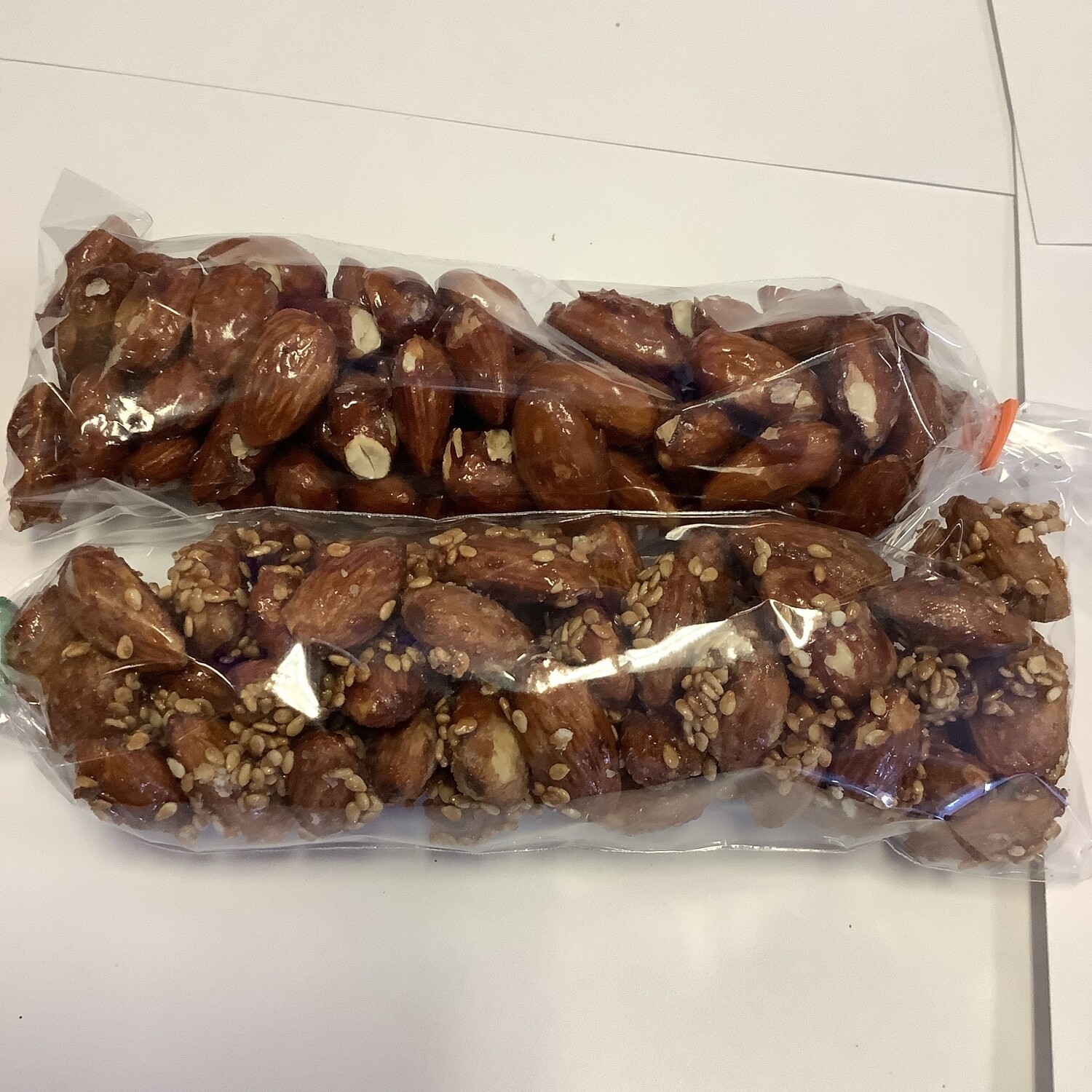 Almendras Con Anjojoli