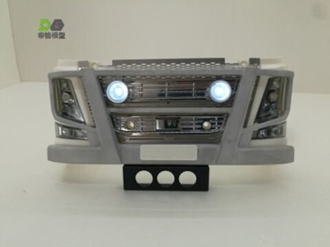FH16 Volvo Bull Bar Silver