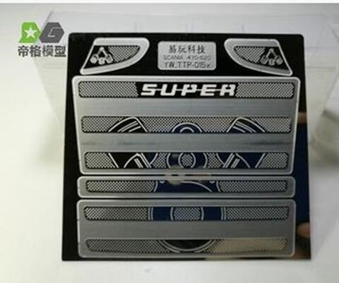 Silver Scania grill V8 piston logo