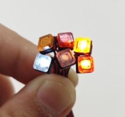 Flat square marker lights in red X2