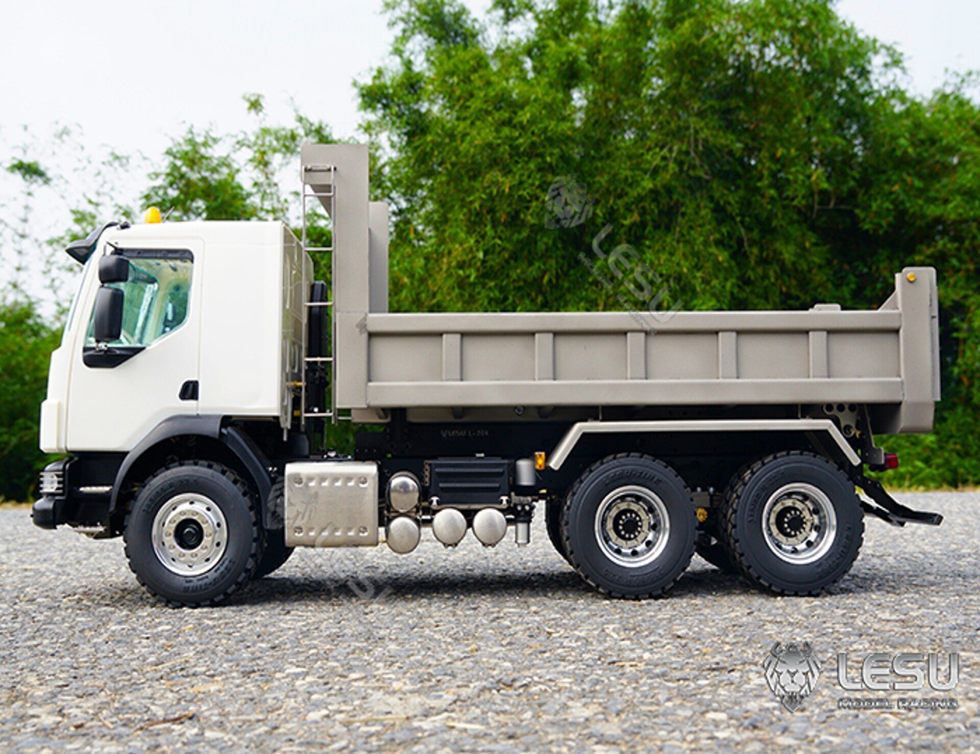 LESU 1/14 Volvo Light Duty Dump Truck- RTR