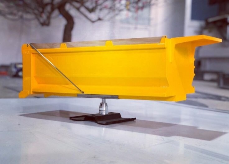 DPS DUMPBED HALF PIPE For GRANDHAULER DAY CAB