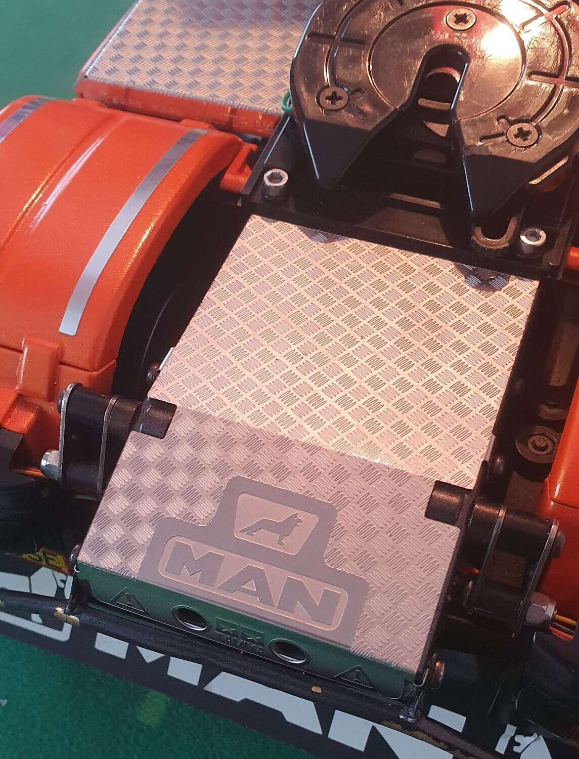MAN rear deck plate