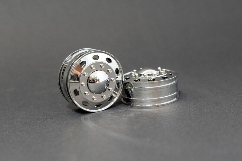 Privé RC US  Chrome Oval Styled Wheels