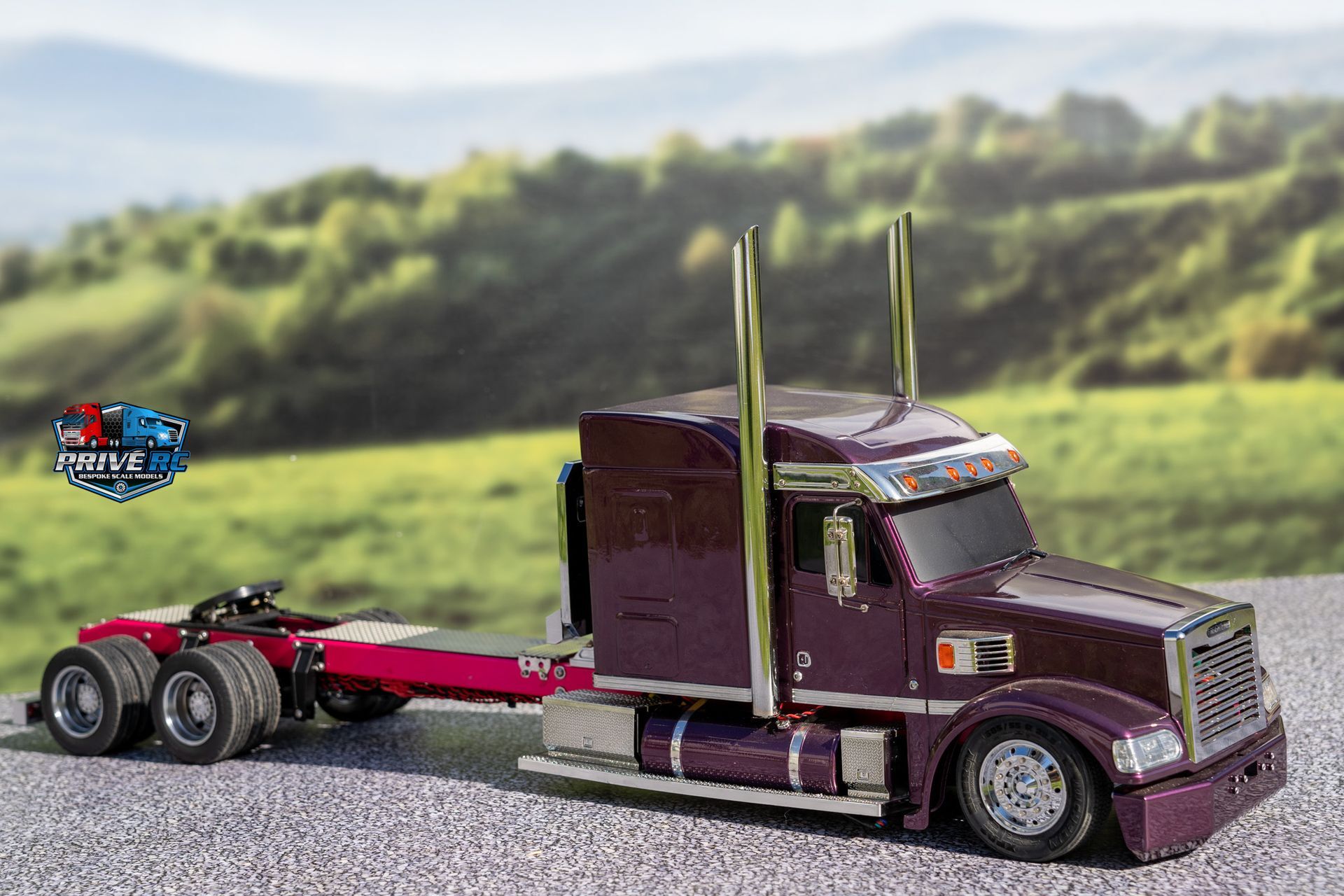 Privé RC Custom Truck - Purple Knight Hauler