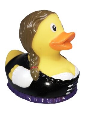 Ente Mäderl in Tracht
