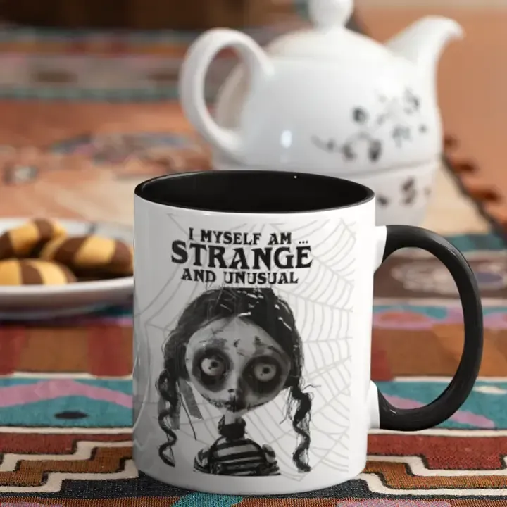 Tasse Strange