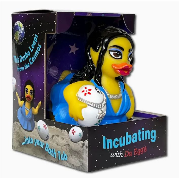 Ducka Leapa Incubating with Da Eggy Rubber Duck