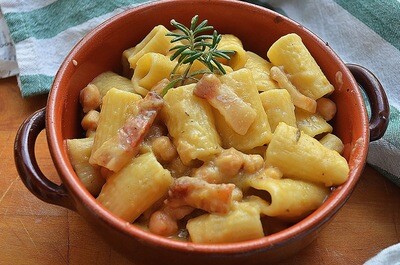 paccheri bacon et pois chiches,