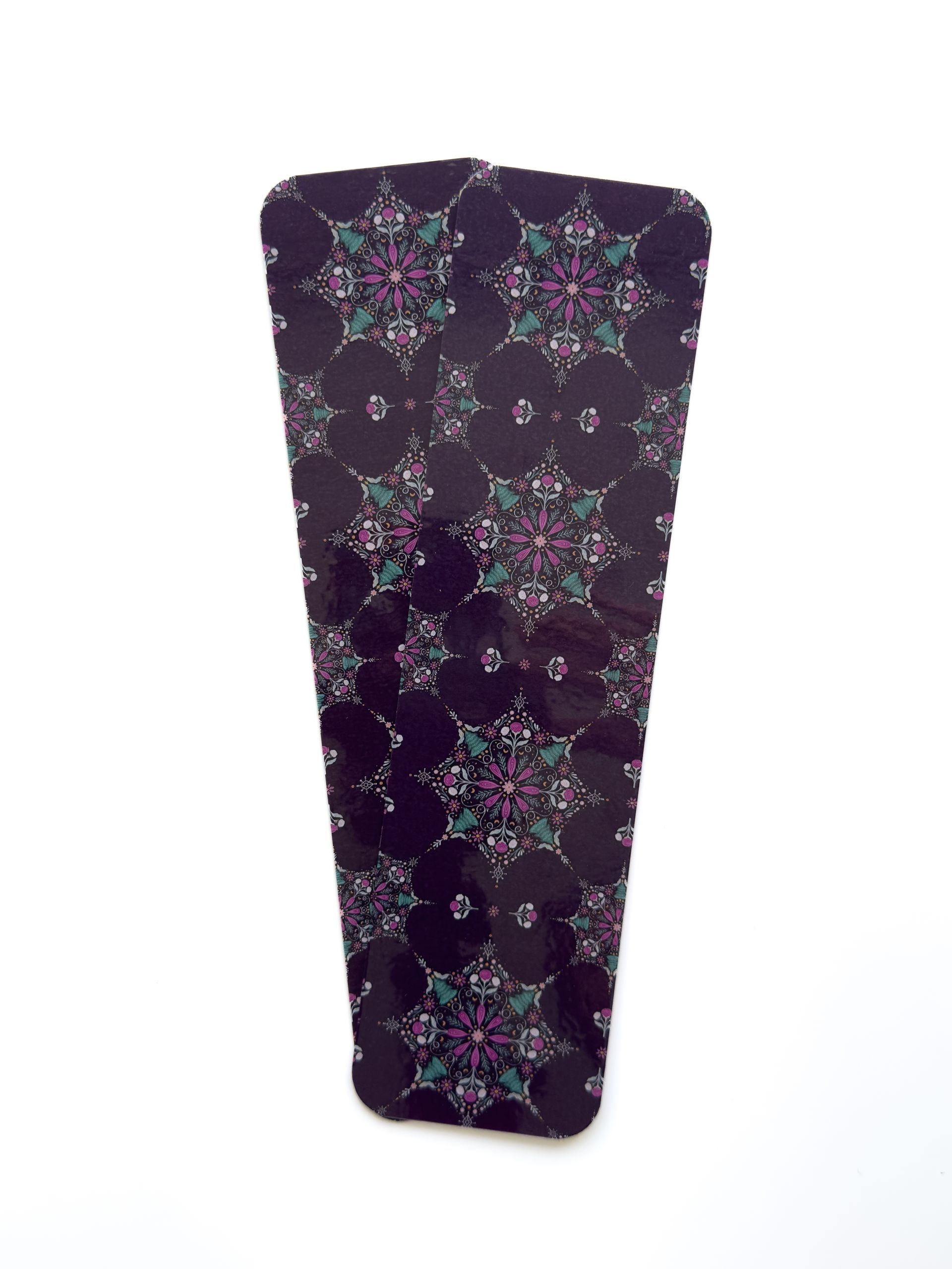 Scandinavian Snowflake Patterned Bookmark