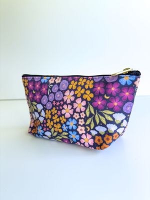 Dark Busy Flower Accessory Pouch Dark Busy Flower Accessory Pouch