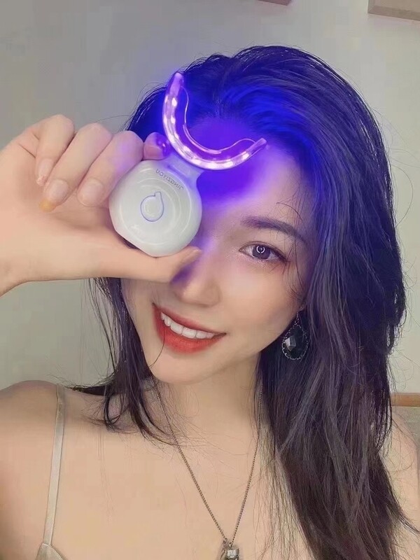 Teeth Whitening set (Wireless) 100% GUARANTEE