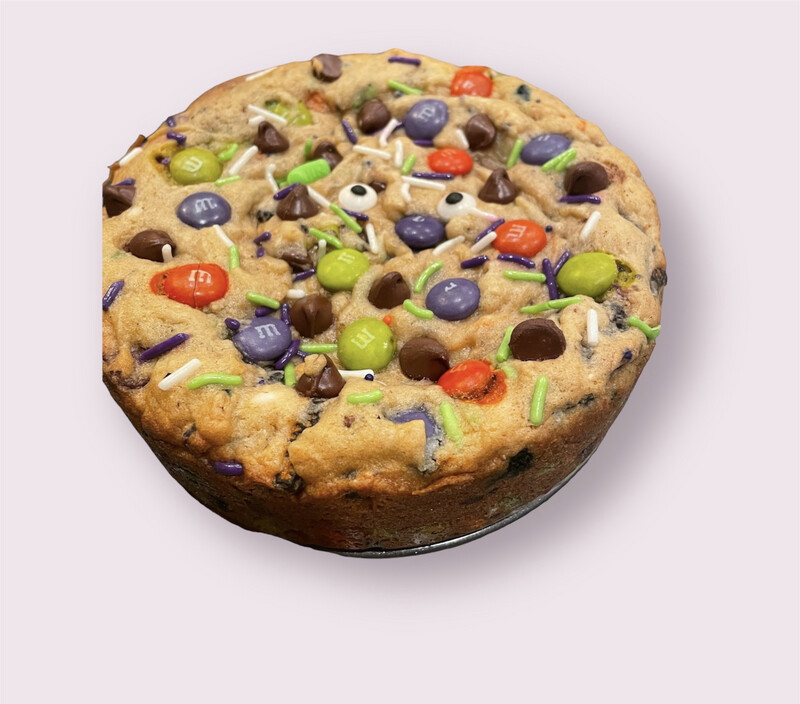 DEEP DISH Cookie Cake