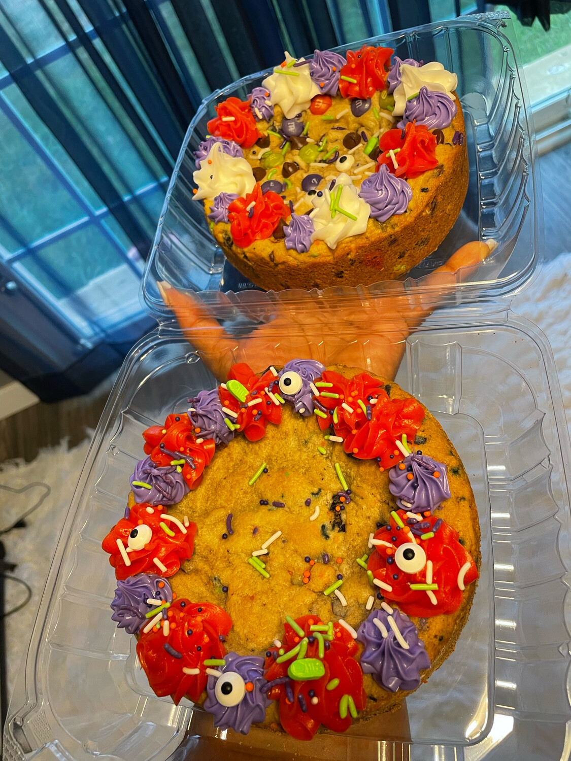 DEEP DISH Cookie Cake