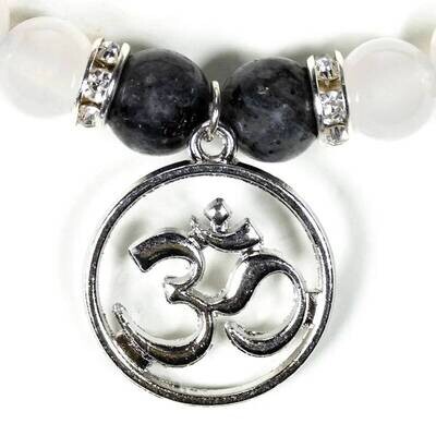 Bracelet Labradorite (Larvikite) and White Agate with Ohm Recharging Energy Boost
