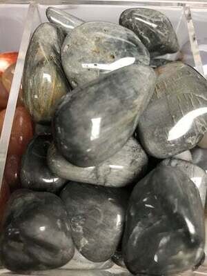 Grey Cat's Eye Crystal - Self-Worth 