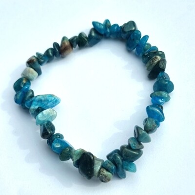 Blue Apatite Crystal Chip Bead Bracelet 