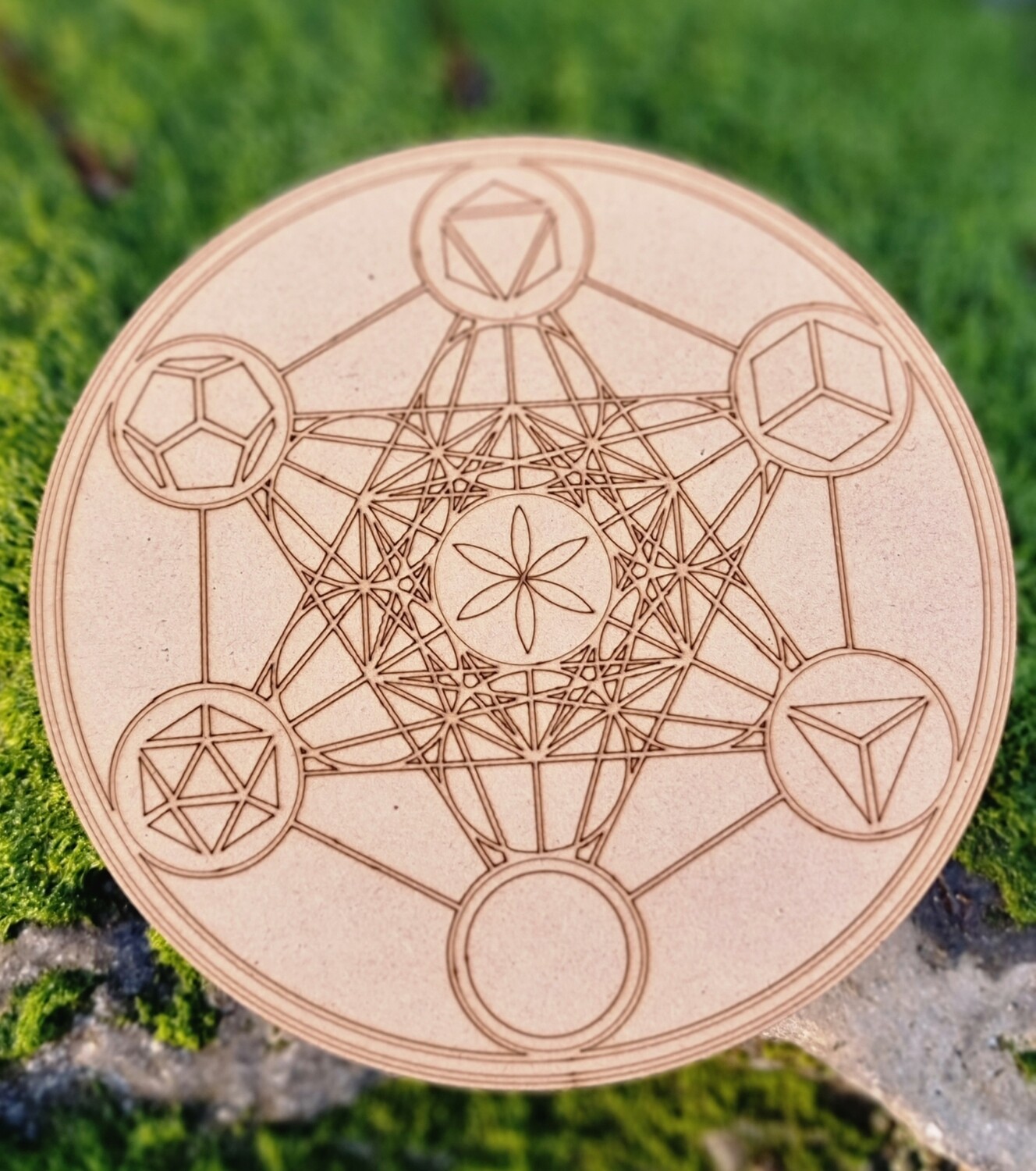 Chakra Crystal Grid Plate Metatron&#39;s Cube Grid Board Sacred Wooden Geometry Grid Plate with 7 Chakra Crystal Sacred Geometry