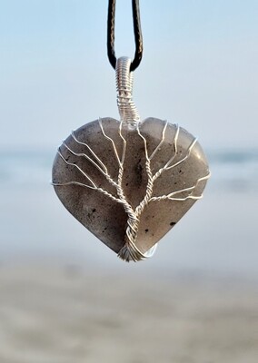 Iolite Crystal Heart Pendant Necklace Tree of life Wirewrapped - Promotes pure thoughts, intuition and self-acceptance. 