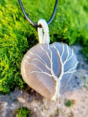 Iolite Crystal Heart Pendant Necklace Tree of life Wirewrapped - Promotes pure thoughts, intuition and self-acceptance. 