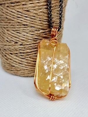 Raw honey calcite crystal wirewraped pendant - Calm &amp; Focus 