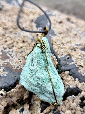 Fuchsite green crystal pendant wire-wrapped copper 