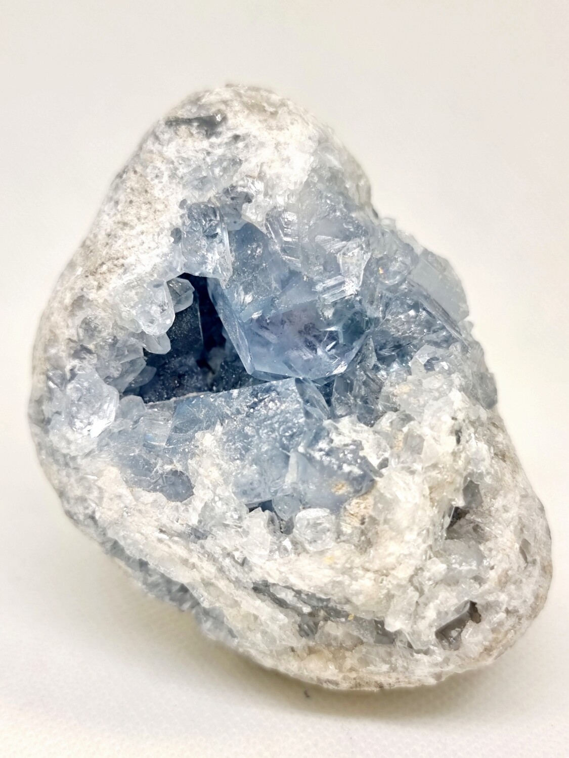Celestite Cluster Crystal L - Inner Peace &amp; Mind