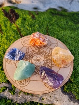 7 Chakra Crystals Grid Board Sacred Wooden Geometry Grid Plate with 7 Chakra Crystals 