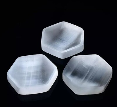 Selenite Crystal Charging Plate Bowl Heloxahon Shape - Crystal Recharge 