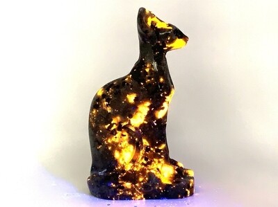 Crystal Yooperlite (Fluorescent rock) Egyptian Cat Gem